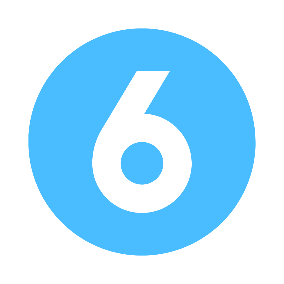 ONzeeonweb team presenting successful digital marketing results and analytics to client in Dubai