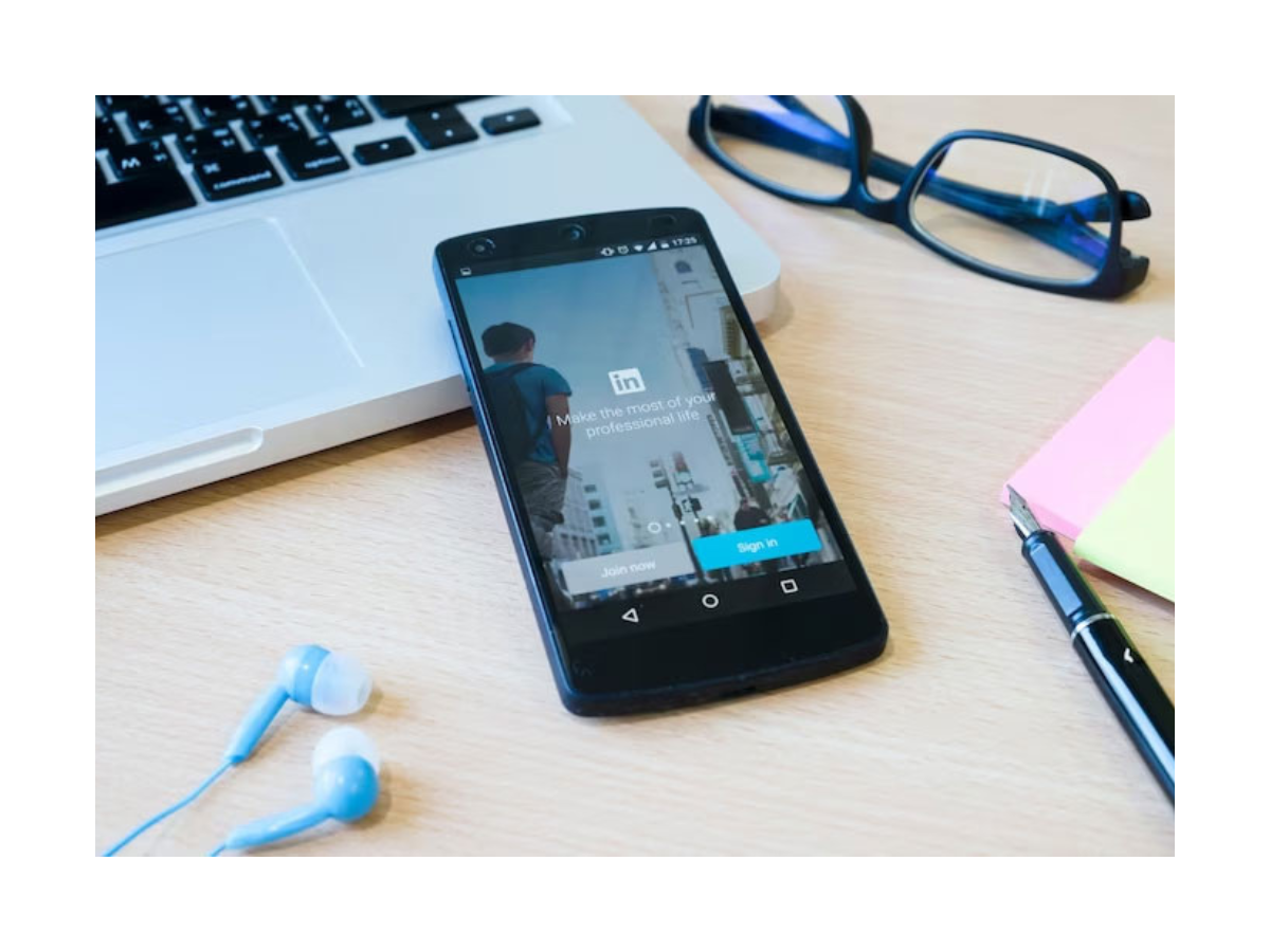 B2B LinkedIn marketing and lead generation for professional services in Dubai