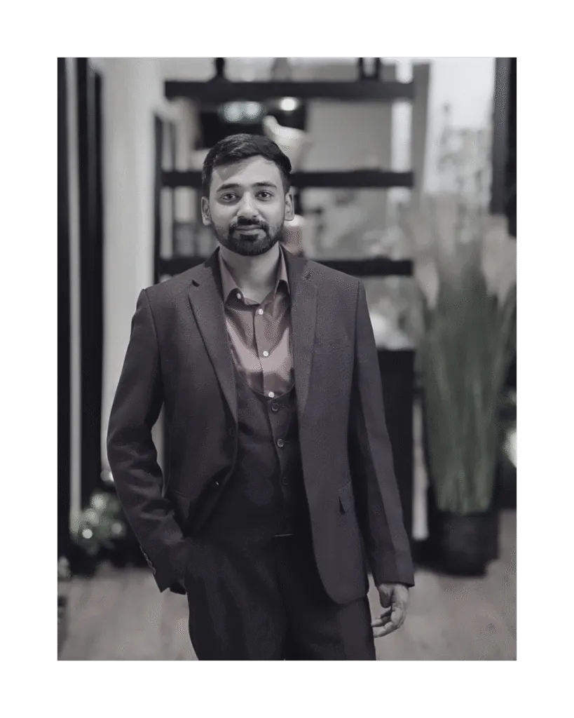 Affan Shaikh - Founder and Frontend Developer of ONzeeonweb, a digital marketing agency in Dubai.