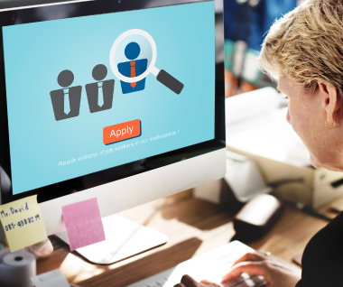 Professional LinkedIn profile optimization for individuals and businesses in Dubai by ONzeeonWeb